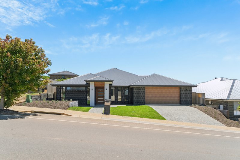 30 Aston Parade, Mount Barker SA 5251