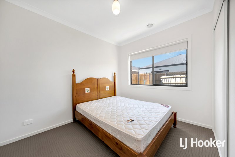 Photo - 30 Bagaram Drive, Tarneit VIC 3029 - Image 6