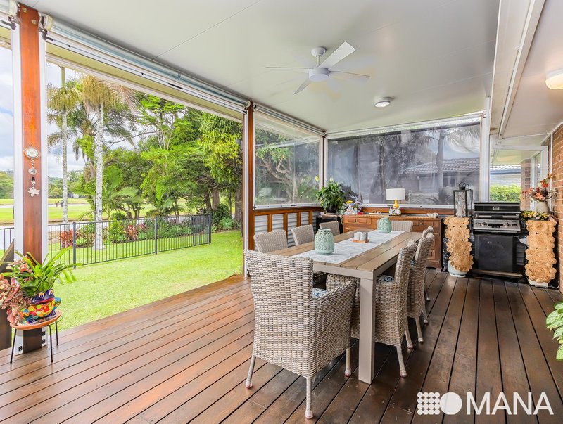 Photo - 30 Balemo Drive, Ocean Shores NSW 2483 - Image 10