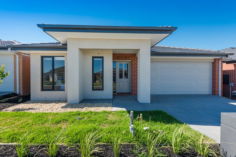 30 Banjolina Circuit, Craigieburn VIC 3064