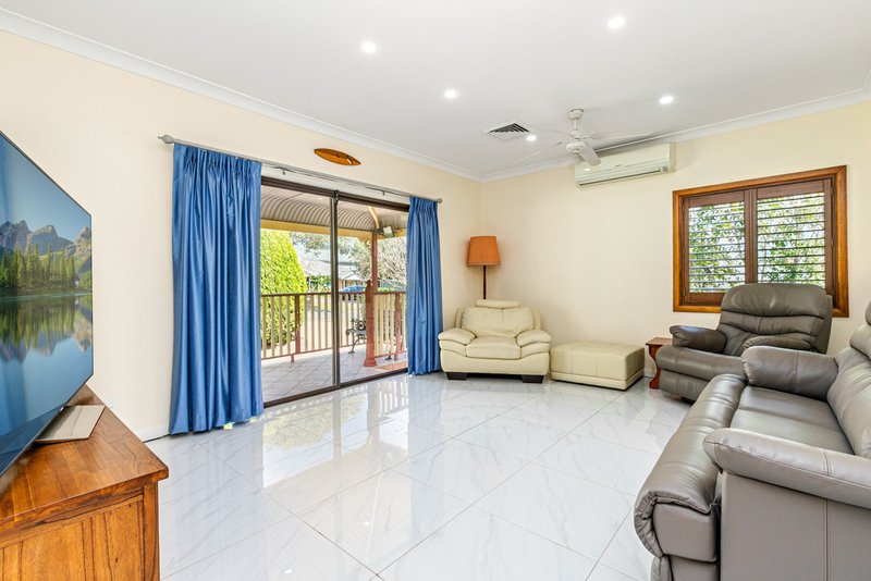 Photo - 30 Barkl Avenue, Padstow NSW 2211 - Image 3