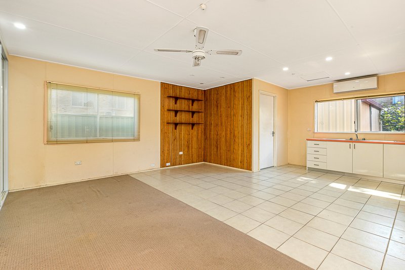 Photo - 30 Barkl Avenue, Padstow NSW 2211 - Image 13