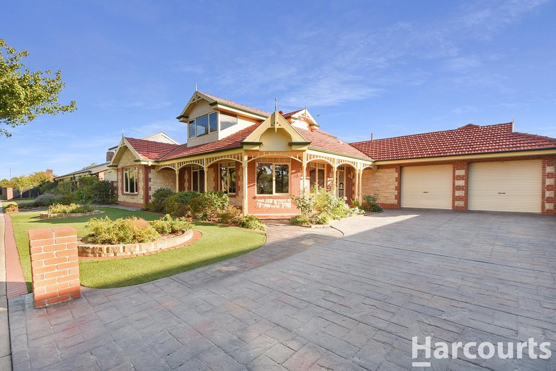 30 Barnes Boulevard, Horsham VIC 3400