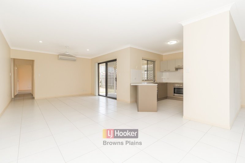Photo - 30 Barrallier Place, Drewvale QLD 4116 - Image 3