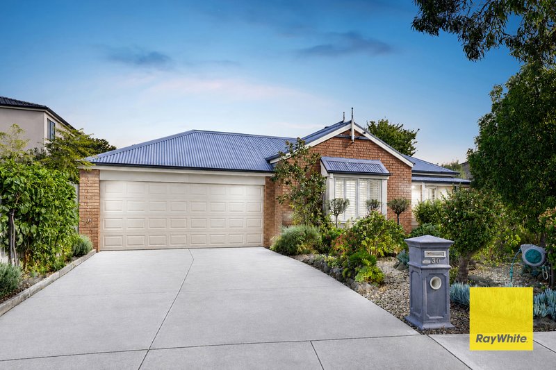 Photo - 30 Barring Boulevard, Cairnlea VIC 3023 - Image 2