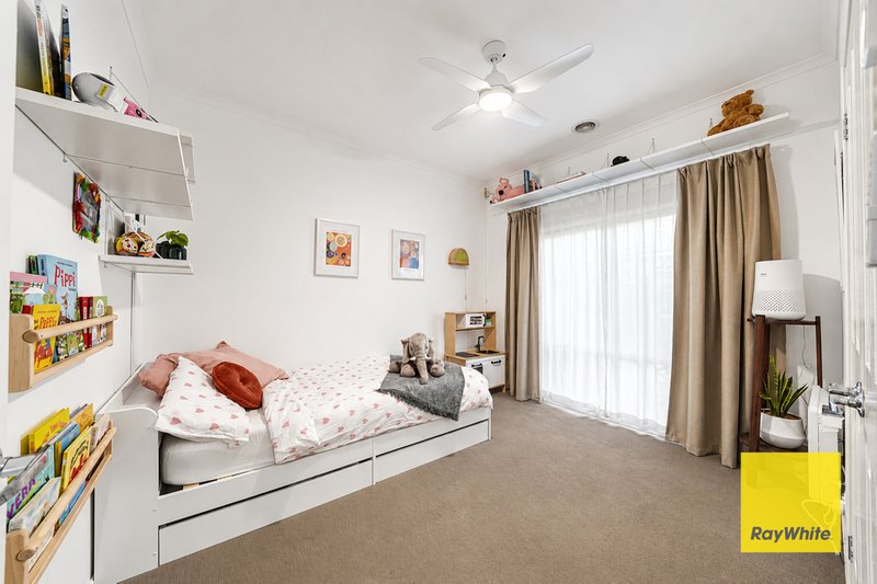 Photo - 30 Barring Boulevard, Cairnlea VIC 3023 - Image 19