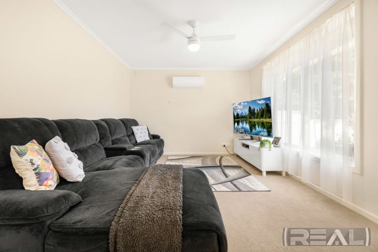 Photo - 30 Barrington Road, Elizabeth Downs SA 5113 - Image 3