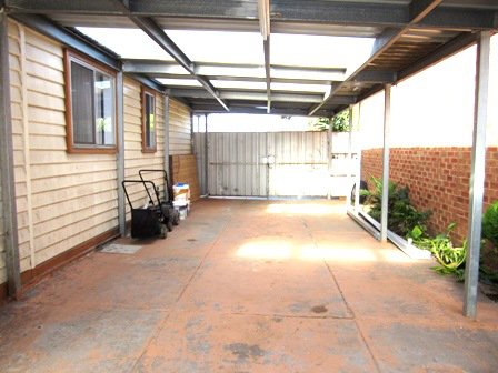 Photo - 30 Barwon Avenue, Sunshine North VIC 3020 - Image 9