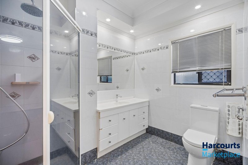 Photo - 30 Belfry Place, Oxley QLD 4075 - Image 11