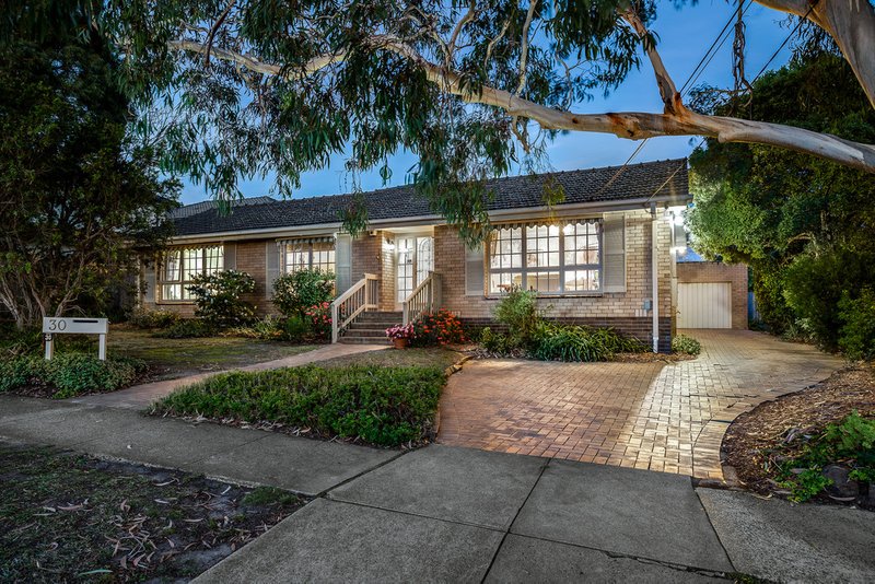 30 Belmont Road, Glen Waverley VIC 3150