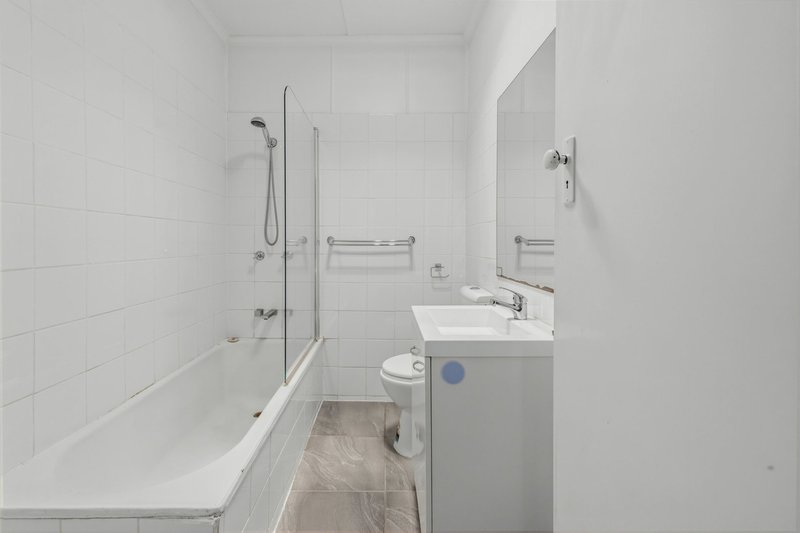 Photo - 30 Belnoel Street, Wavell Heights QLD 4012 - Image 13