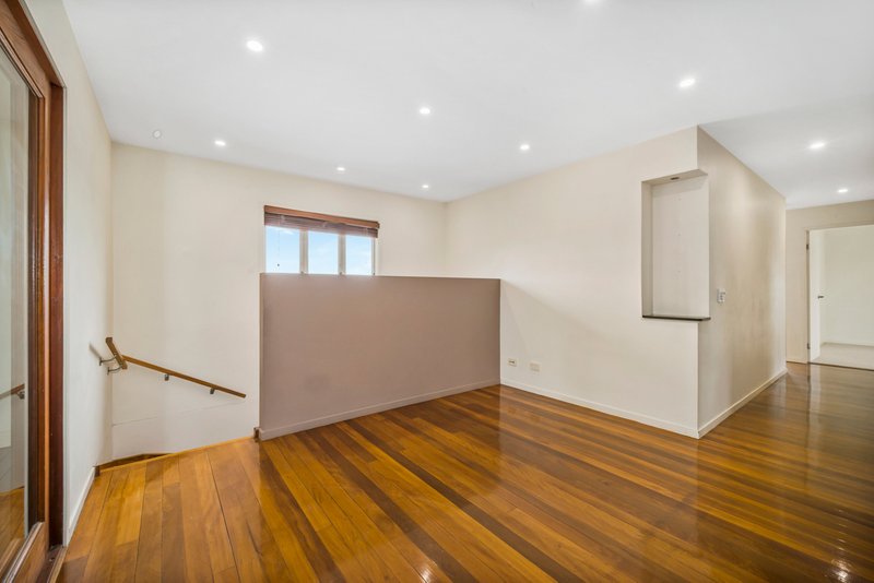 Photo - 30 Bentley Street, Morningside QLD 4170 - Image 7
