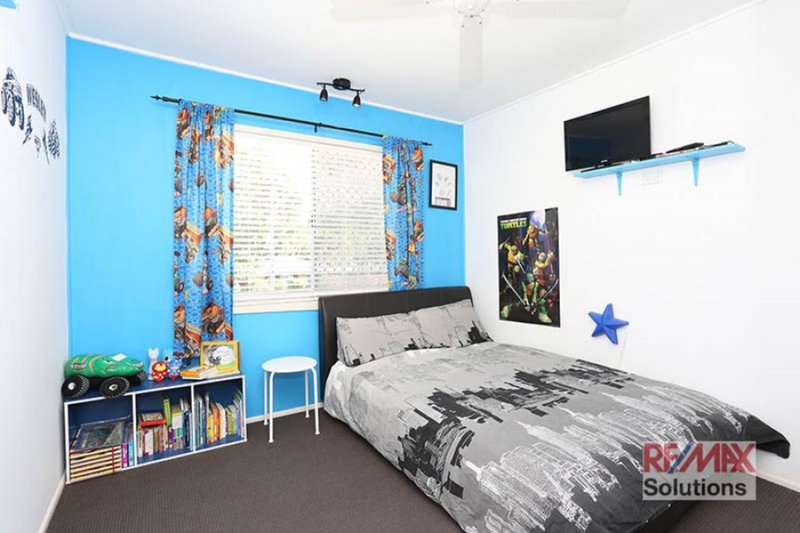 Photo - 30 Bevlin Court, Albany Creek QLD 4035 - Image 7