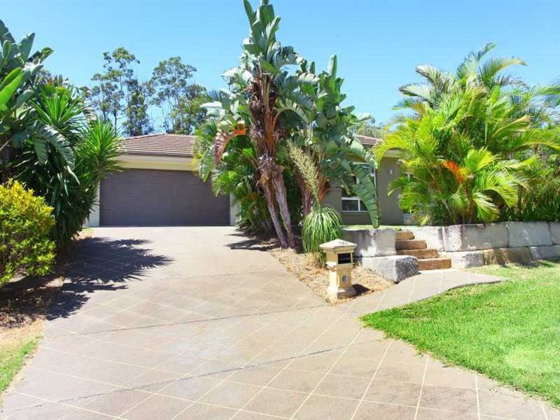 30 Bimberi Row, Pacific Pines QLD 4211