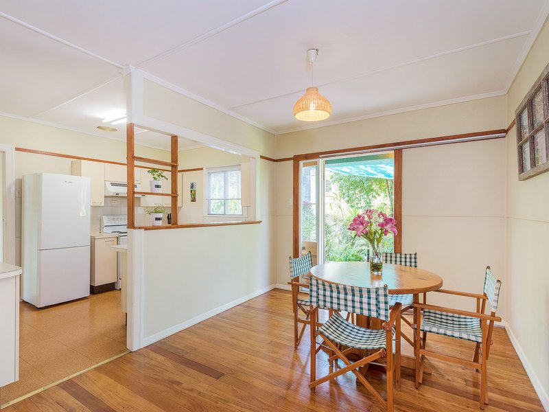 Photo - 30 Binya Street, Holland Park QLD 4121 - Image 7