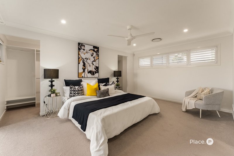 Photo - 30 Birkenhead Place, Carindale QLD 4152 - Image 9