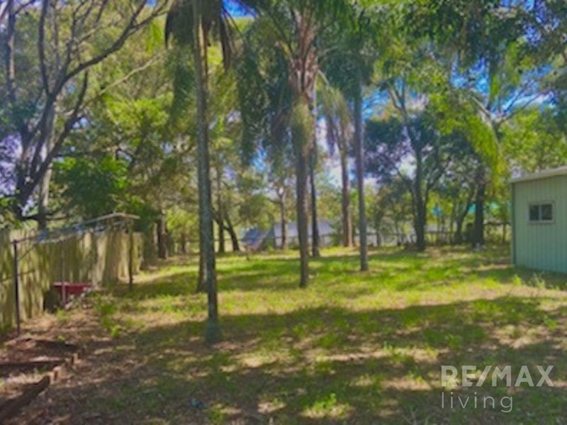 Photo - 30 Bishop Road, Beachmere QLD 4510 - Image 7