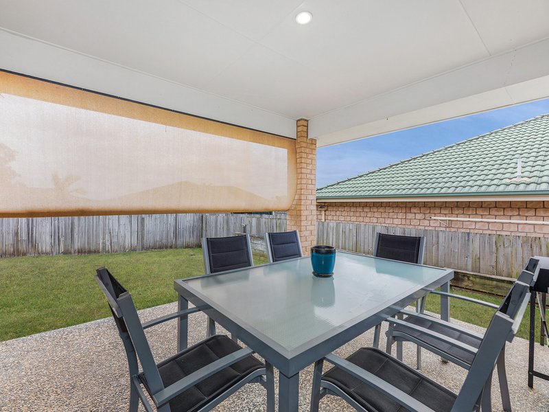 Photo - 30 Bonogin Court, Redbank Plains QLD 4301 - Image 14