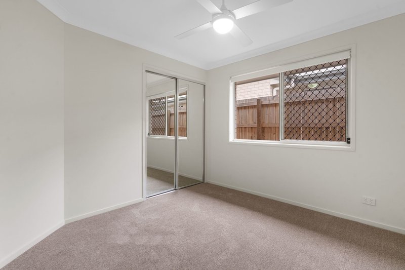 Photo - 30 Booth Street, Redbank QLD 4301 - Image 7