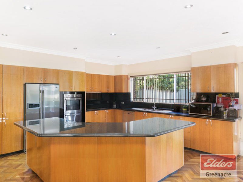 Photo - 30 Boronia Road, Greenacre NSW 2190 - Image 4