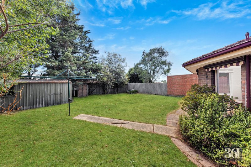 Photo - 30 Bourke Crescent, Hoppers Crossing VIC 3029 - Image 14