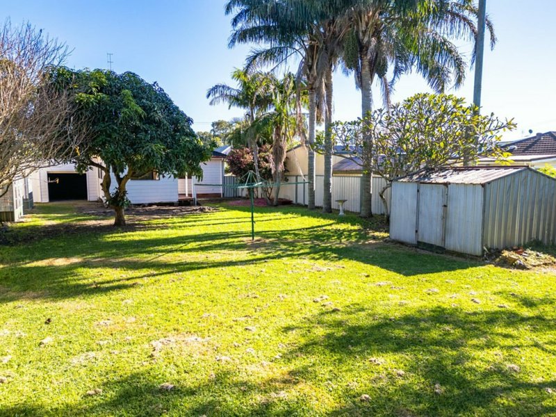 Photo - 30 Boyd Street, Swansea NSW 2281 - Image 14