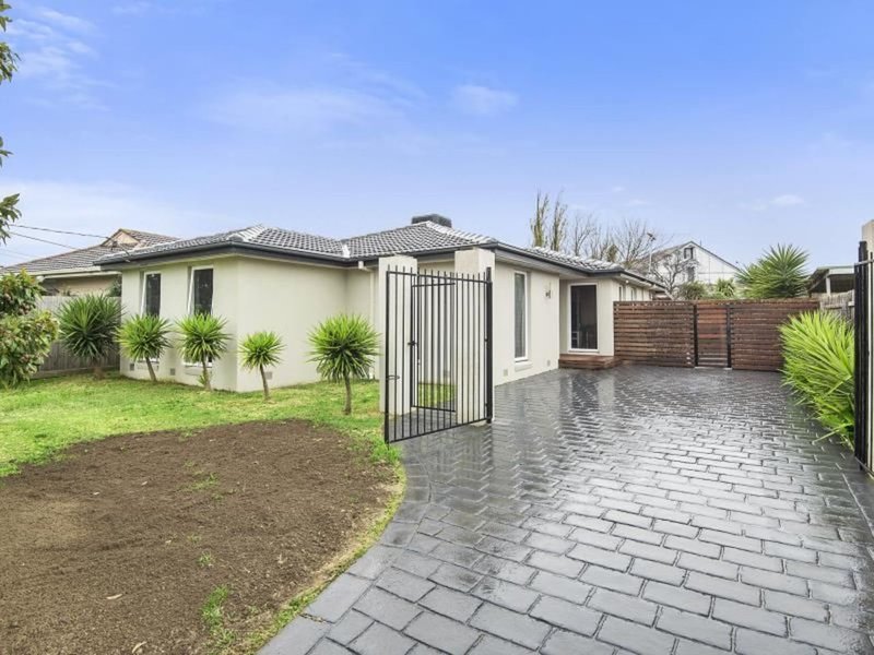 30 Braeswood Rd , Kings Park VIC 3021