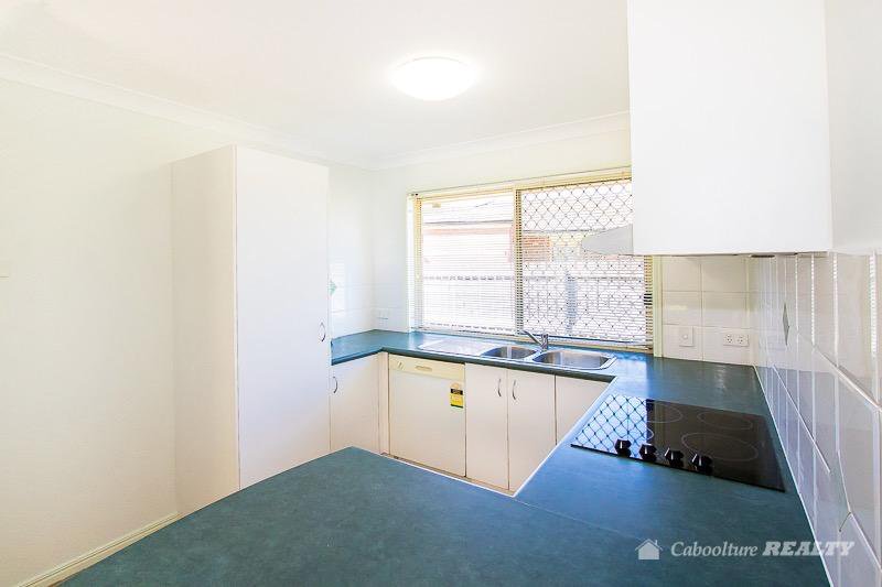 Photo - 30 Broadway Court, Caboolture QLD 4510 - Image 3