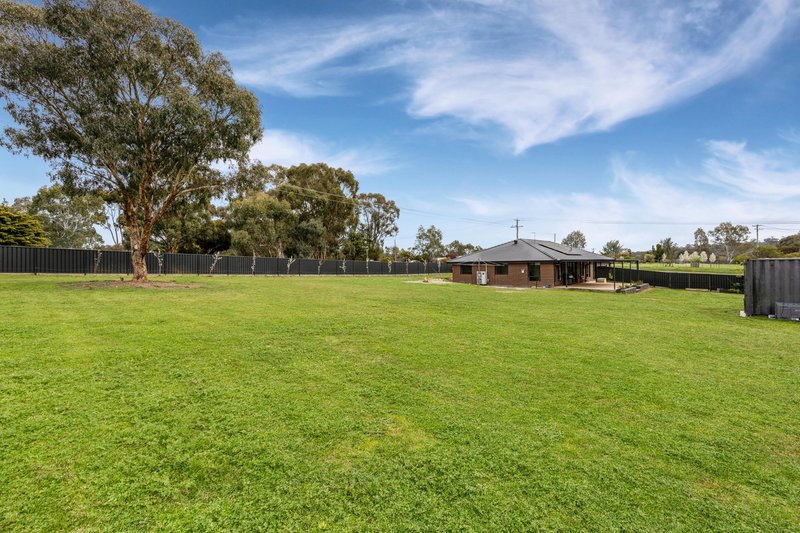 Photo - 30 Broadway , Lockwood South VIC 3551 - Image 2
