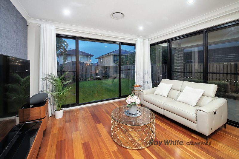 Photo - 30 Brookbent Road, Pallara QLD 4110 - Image 9