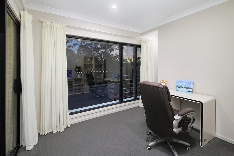 Photo - 30 Brookbent Road, Pallara QLD 4110 - Image 19