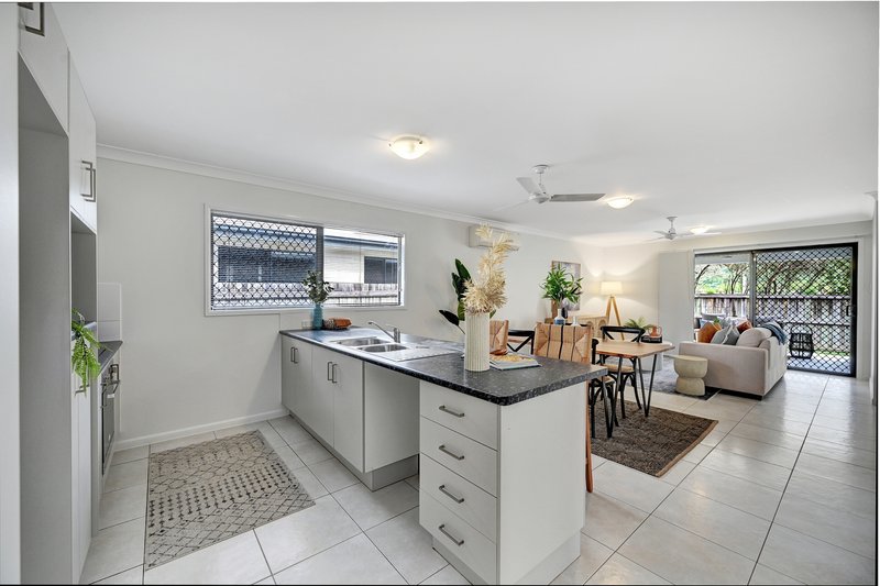 Photo - 30 Brookfield Terrace, Idalia QLD 4811 - Image 3