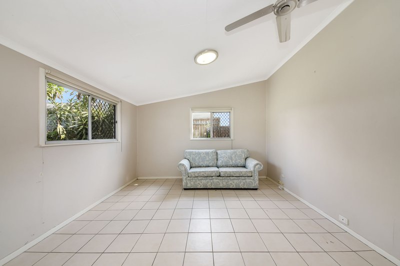 Photo - 30 Brooks Street, Camp Hill QLD 4152 - Image 8