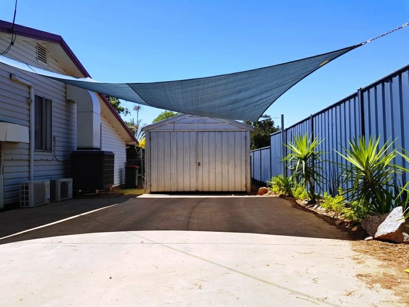 Photo - 30 Buckley Avenue, Mount Isa QLD 4825 - Image 10