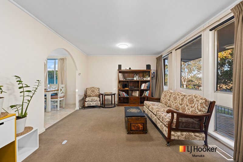 Photo - 30 Burrinjuck Crescent, Duffy ACT 2611 - Image 4