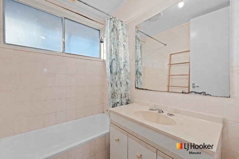 Photo - 30 Burrinjuck Crescent, Duffy ACT 2611 - Image 9