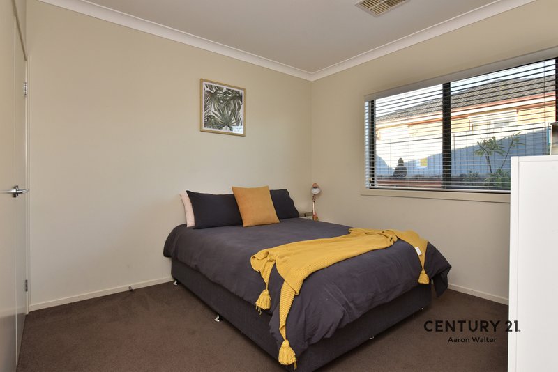 Photo - 30 Calancra Avenue, Cameron Park NSW 2285 - Image 14