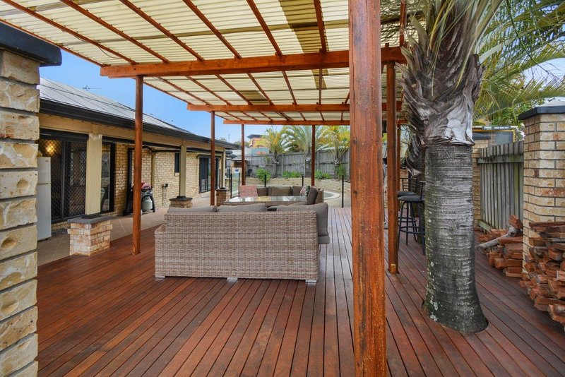 Photo - 30 Camphor Wood Court, Robina QLD 4226 - Image 18