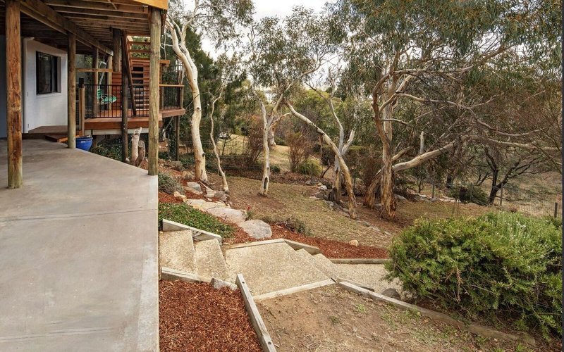 Photo - 30 Candlebark Cct , Jindabyne NSW 2627 - Image 6