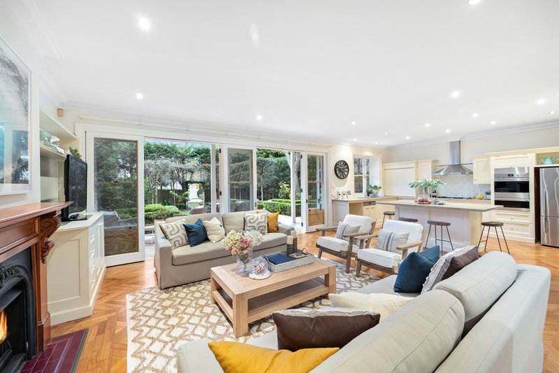 Photo - 30 Carter Street, Cammeray NSW 2062 - Image 4