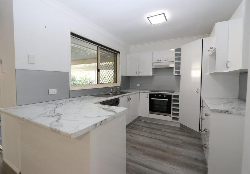 Photo - 30 Cathedral Avenue, Molendinar QLD 4214 - Image 3