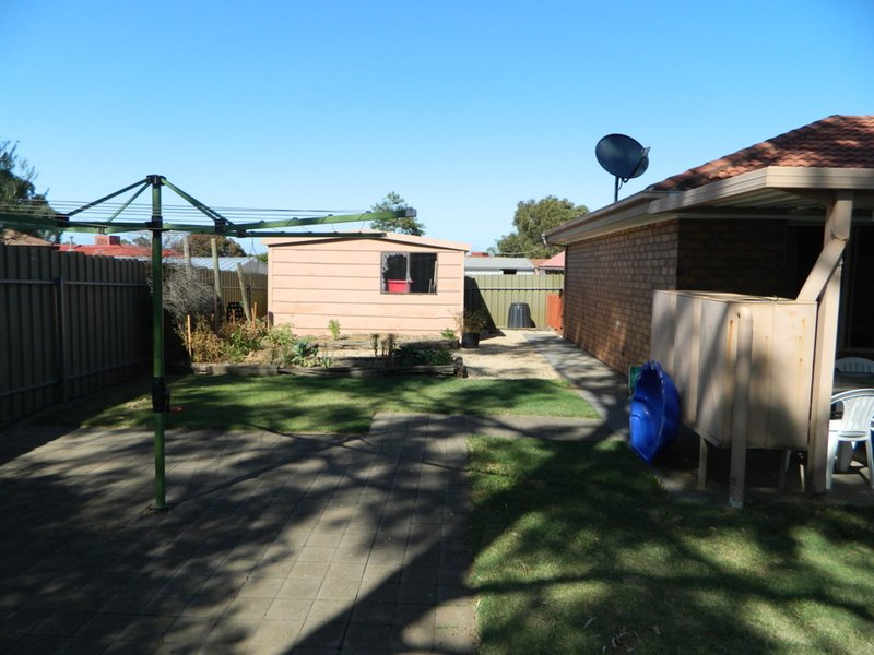 Photo - 30 Causby Crescent, Willaston SA 5118 - Image 15