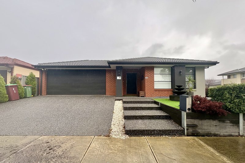 Photo - 30 Challenger Circuit, Cranbourne East VIC 3977 - Image 1