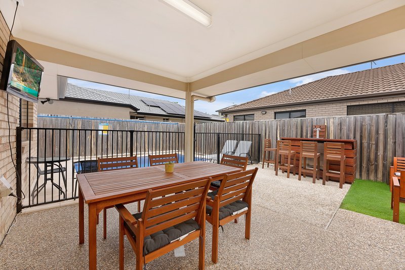 Photo - 30 Chase Crescent, North Lakes QLD 4509 - Image 13