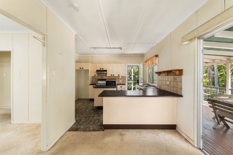 Photo - 30 Cheviot Street, Grange QLD 4051 - Image 7