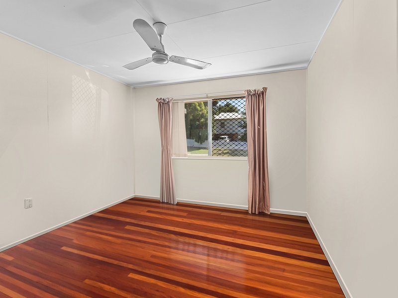 Photo - 30 Chilcot Street, Silkstone QLD 4304 - Image 8