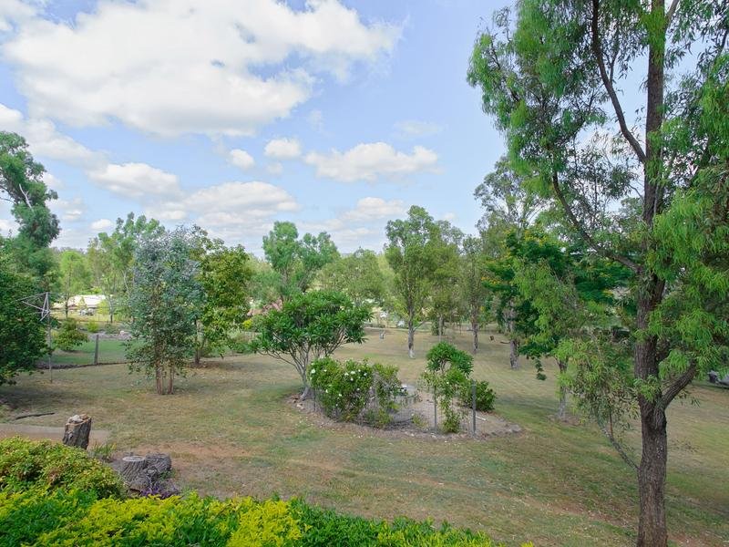 Photo - 30 Christella Court, Fernvale QLD 4306 - Image 3