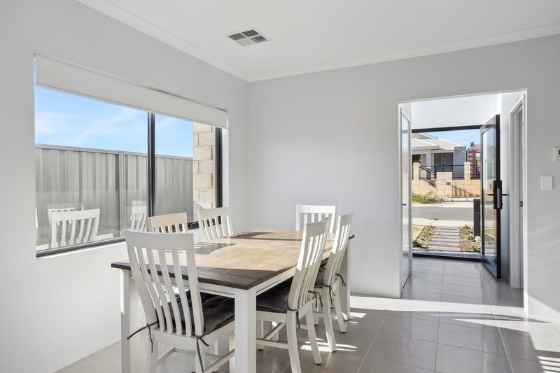 Photo - 30 Citadel Way, Currambine WA 6028 - Image 7