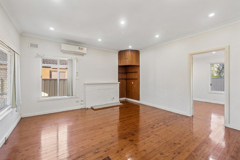 Photo - 30 Claribel Street, Bankstown NSW 2200 - Image 4