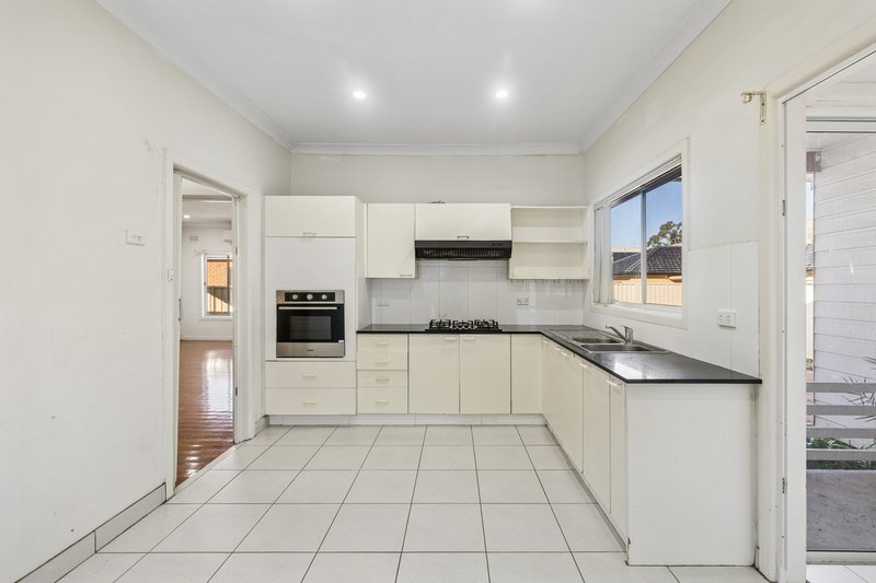 Photo - 30 Claribel Street, Bankstown NSW 2200 - Image 5
